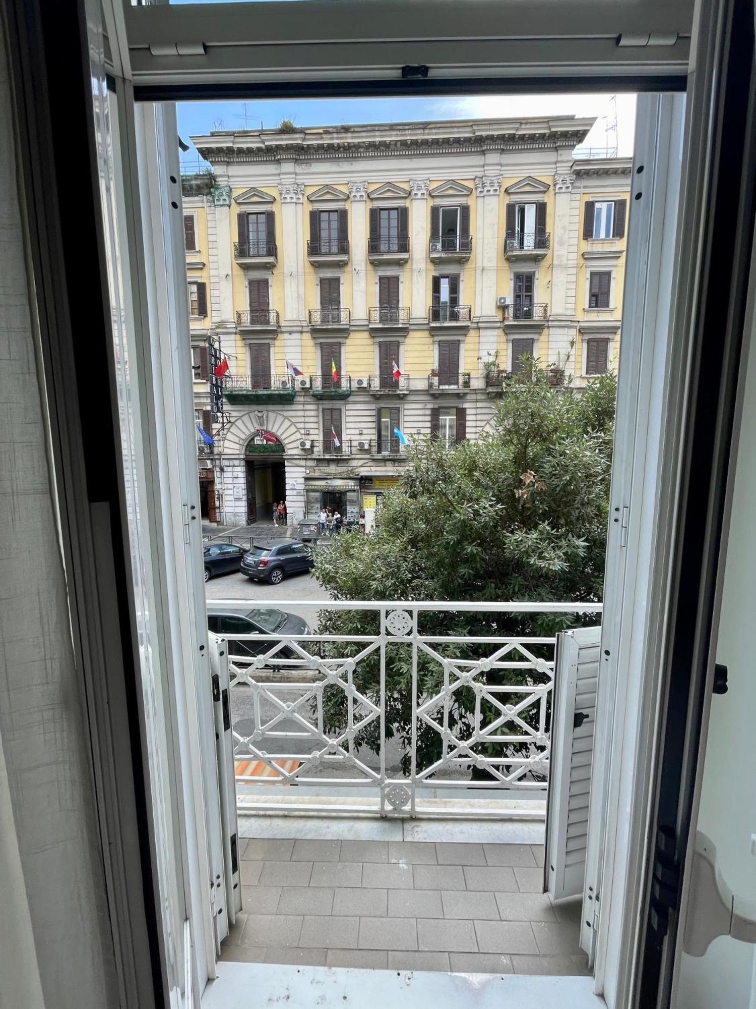 Casa Duchesca Bed and Breakfast Νάπολη Εξωτερικό φωτογραφία